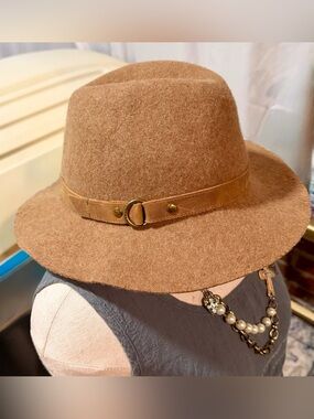 FRYE 100% Wool Fedora Hat with Leather Band and Ring Accent